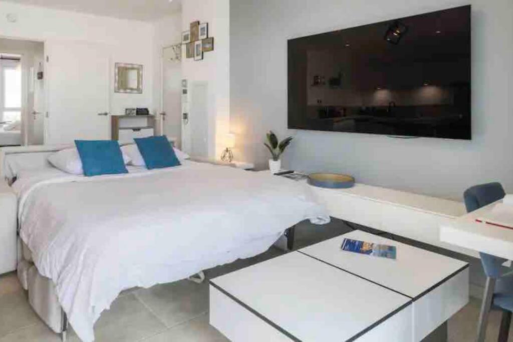 Logement Moderne Luxueux Parking Ac Cote De La Mer Nice Exterior photo